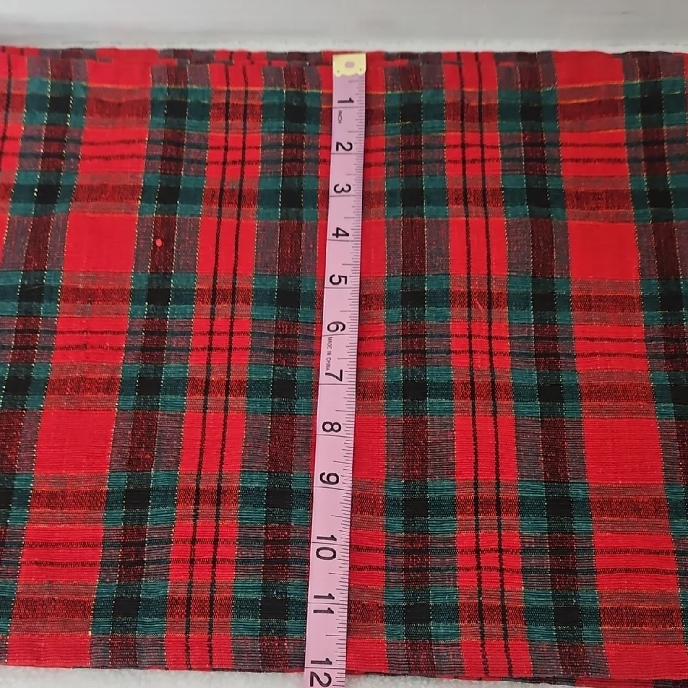 Crate & Barrel Vintage Plaid Red Green Gold Metallic Placemats Napkins Set of 4